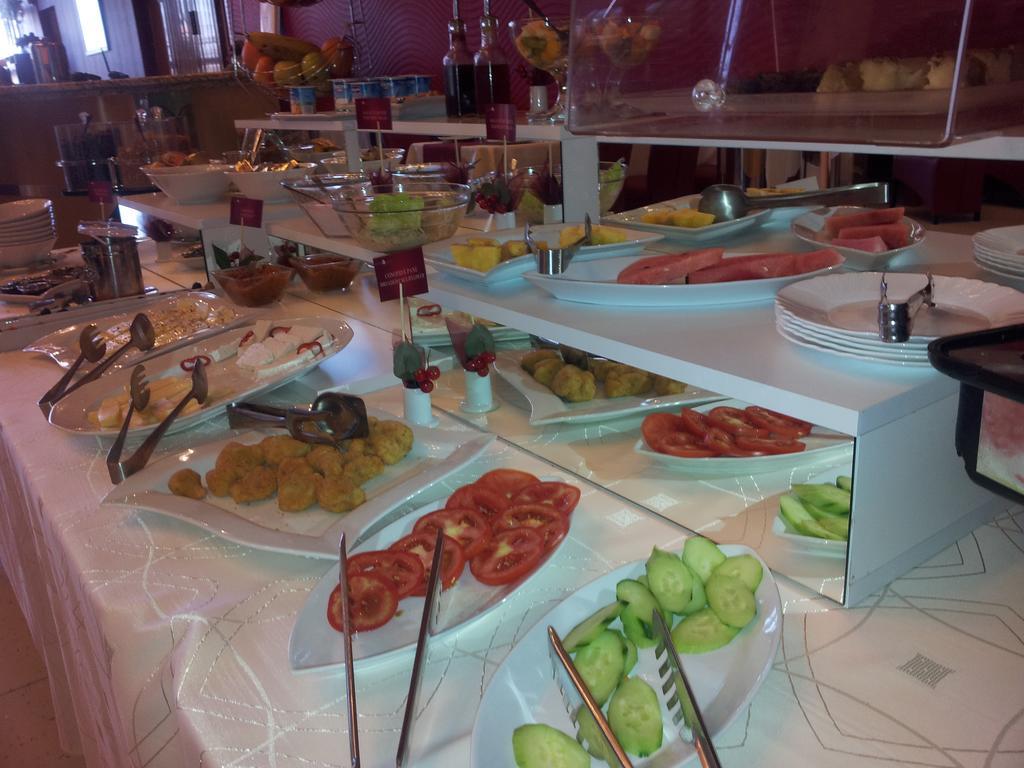 Silver Hotel Oradea Bagian luar foto